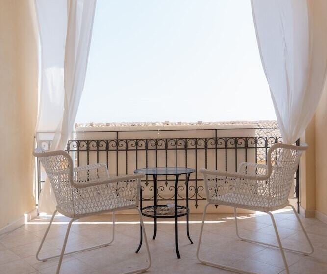 חדר דלוקס לשלושה עם נו לים, Aloha Marzamemi Rooms