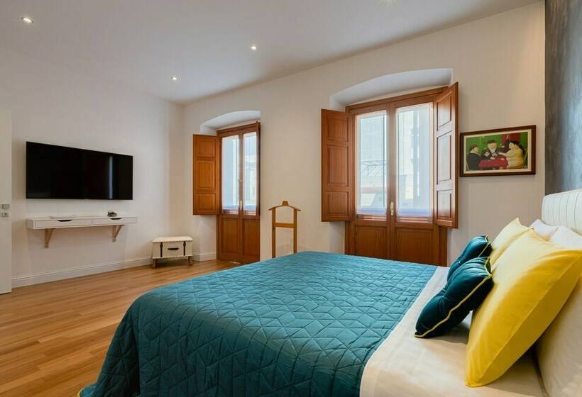 高级大房间, Marcus Suite