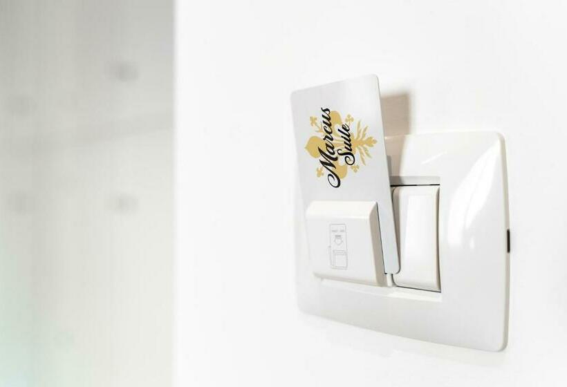 高级大房间, Marcus Suite