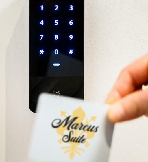 高级大房间, Marcus Suite