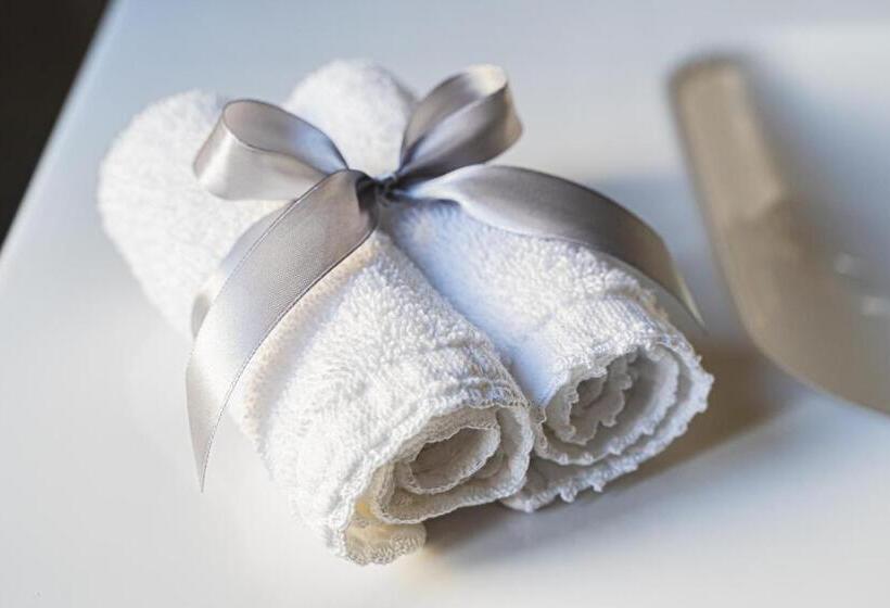 高级大房间, Marcus Suite