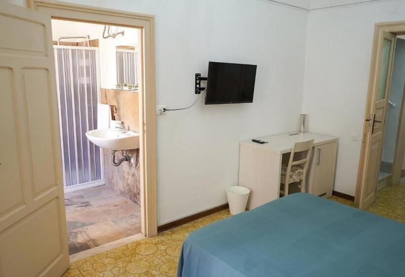 标准间, B&b Aciazza