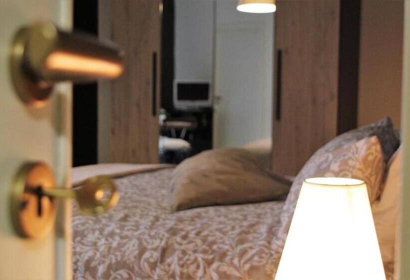 Номер Стандарт с Балконом, B&b Relais Aeclanum