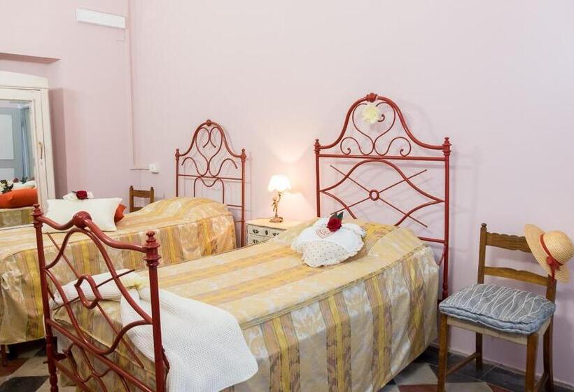 חדר משפחתי, Villa Rambaudi