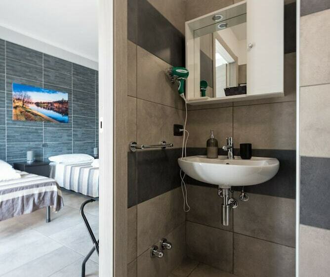 스탠다드 트리플 룸, La Montrucca Camere