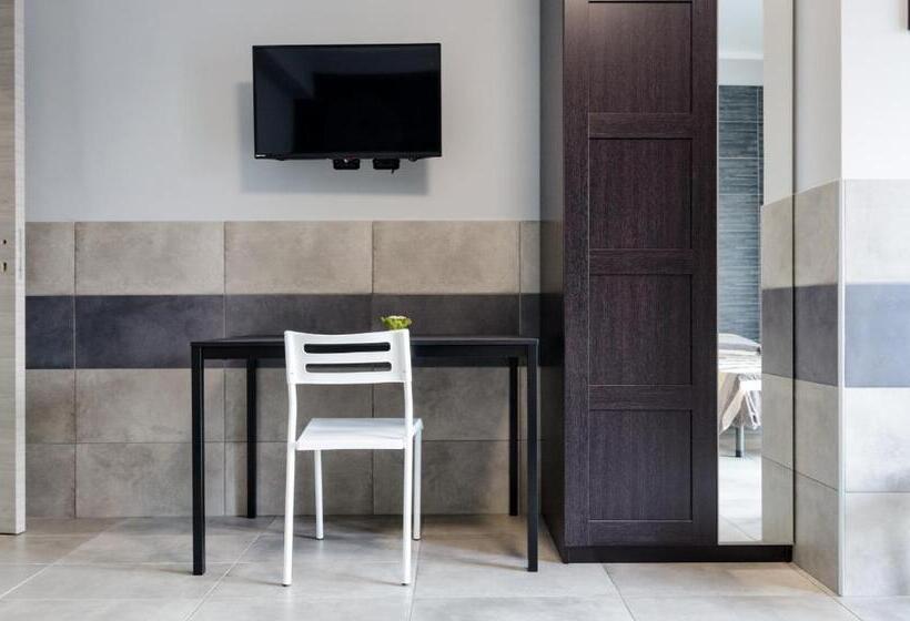 스탠다드 트리플 룸, La Montrucca Camere