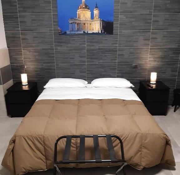 디럭스 트리플 룸, La Montrucca Camere