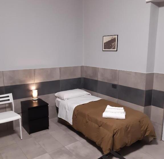 디럭스 트리플 룸, La Montrucca Camere