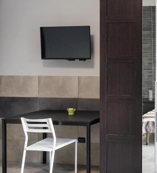 스탠다드 트리플 룸, La Montrucca Camere