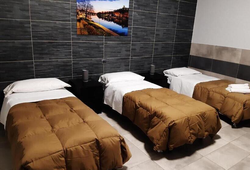 스탠다드 트리플 룸, La Montrucca Camere