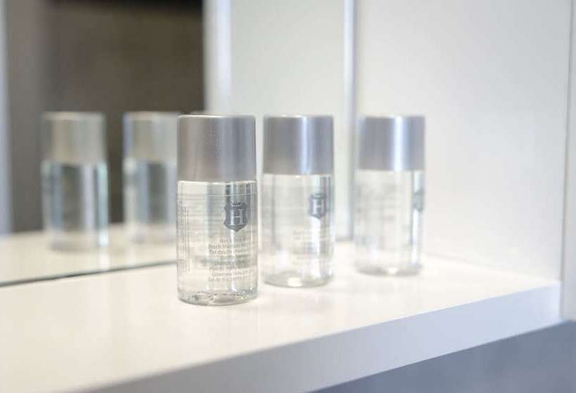 디럭스 트리플 룸, La Montrucca Camere