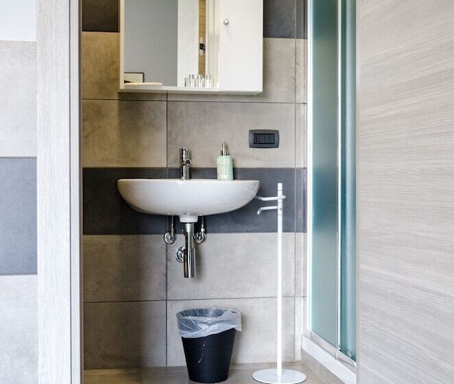 디럭스 트리플 룸, La Montrucca Camere