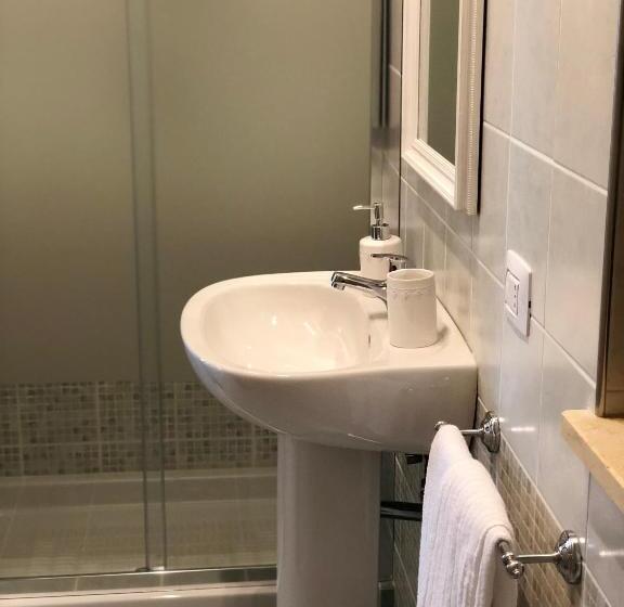 标准间带游泳池, Dimora Le Ginestre Adults Only