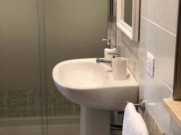 标准间带游泳池, Dimora Le Ginestre Adults Only