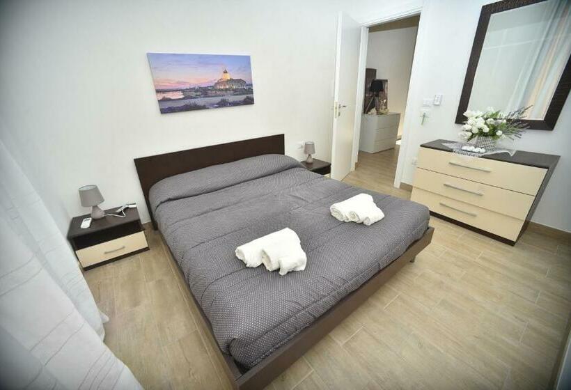 标准间, Casa Sarina