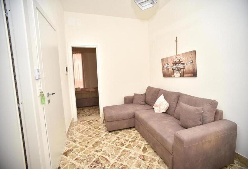 4인용 스탠다드 룸, Casa Sarina