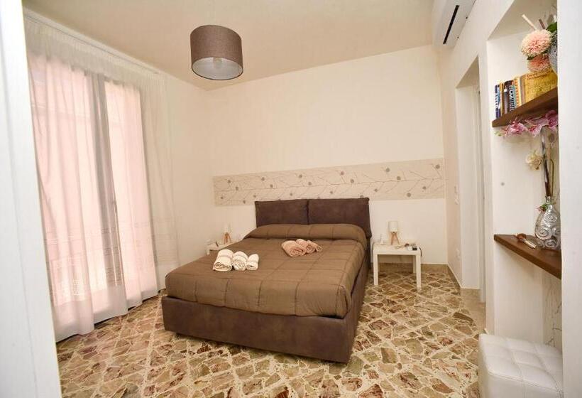 四人标准间, Casa Sarina