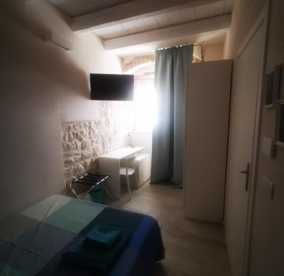 اتاق استاندارد یک نفره, San Pietro Al Borgo
