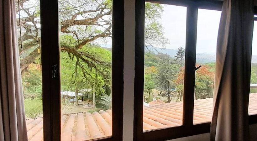 클래식 룸, Selva Montana