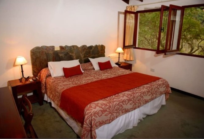 클래식 룸, Selva Montana