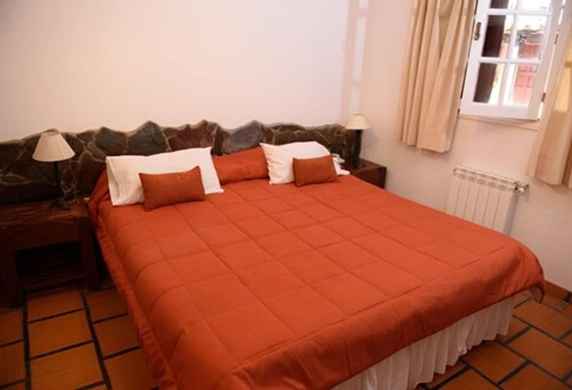 이코노미 룸, Selva Montana