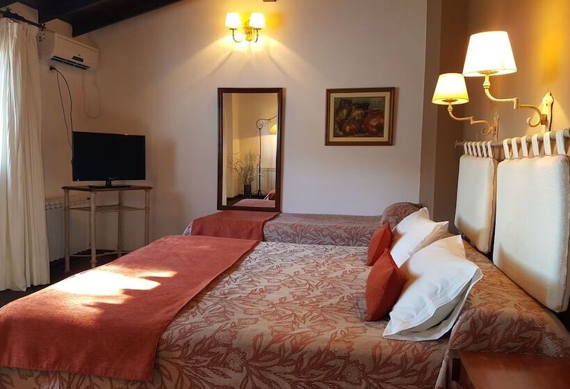 수피리어 트리플 룸, Selva Montana