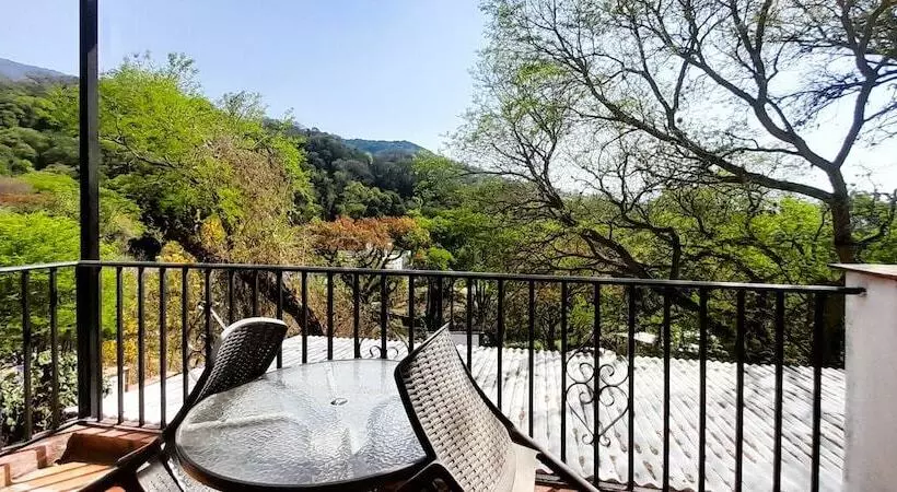 اتاق سوپریور با چشم‌انداز کوهستان, Selva Montana
