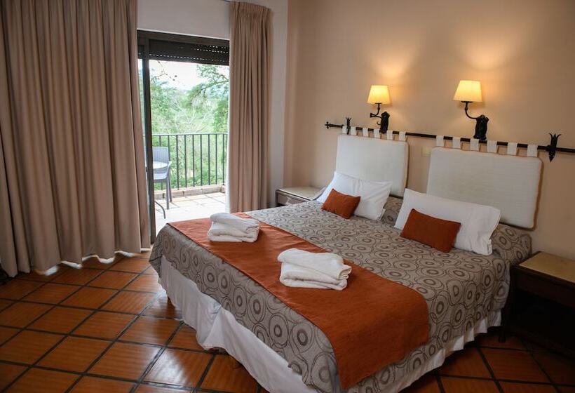 수피리어 트리플 룸, Selva Montana