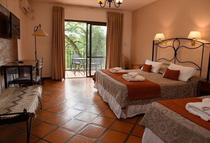 수피리어 트리플 룸, Selva Montana