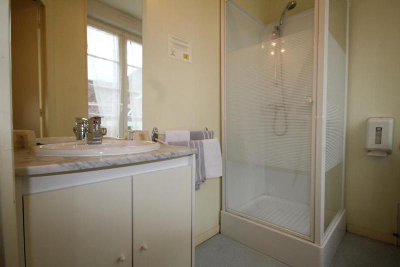 Номер Стандарт, Auberge De La Cloche