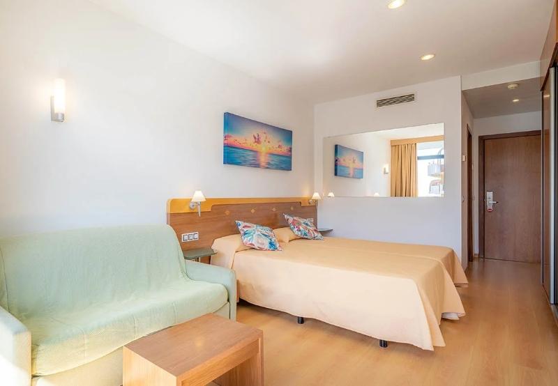 スタンダードルーム, Blaucel