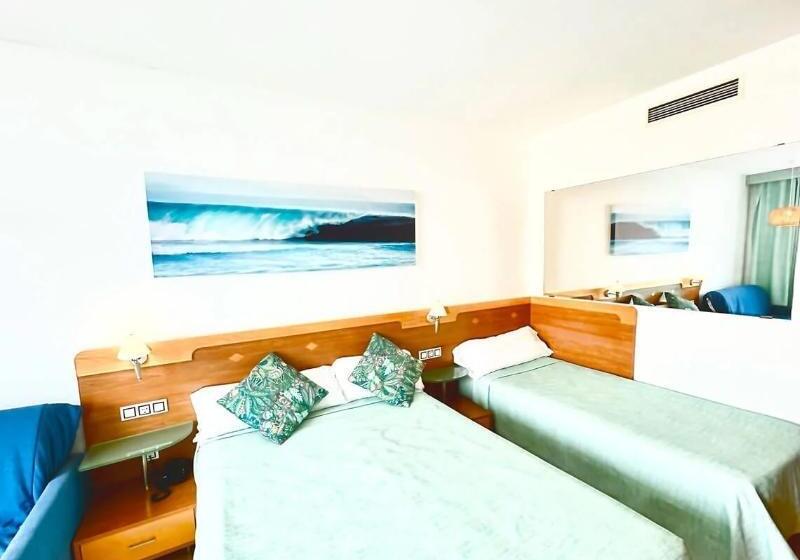 Quarto Familiar, Blaucel