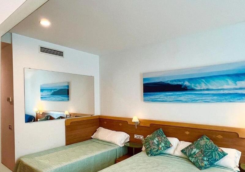 Quarto Familiar, Blaucel