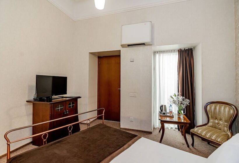 اتاق اقتصادی داخلی, Boutique Hotel Villa Mtiebi