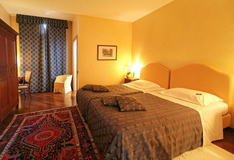 スタンダードルーム, Castello Rosso