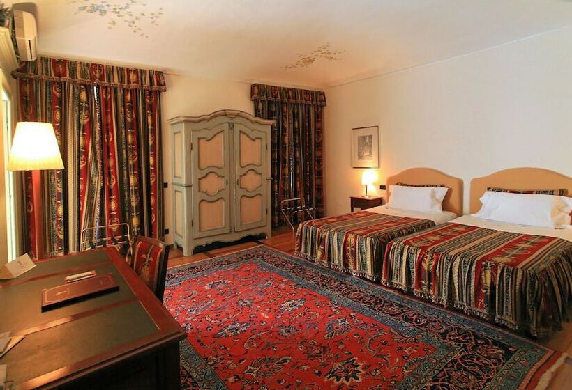 デラックスルーム, Castello Rosso