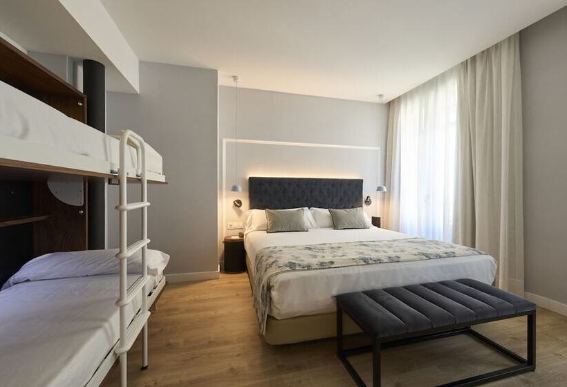 Семейный Номер Премиум, Catalonia El Pilar