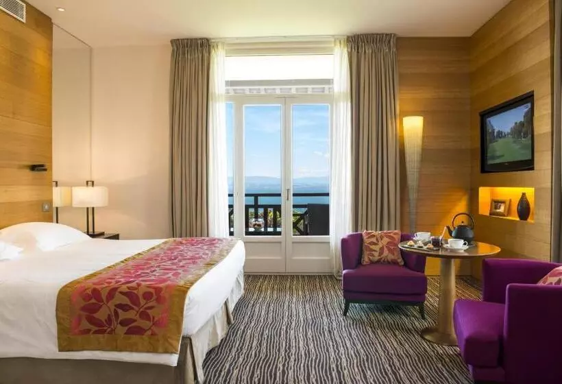 Suite with lake view, Ermitage