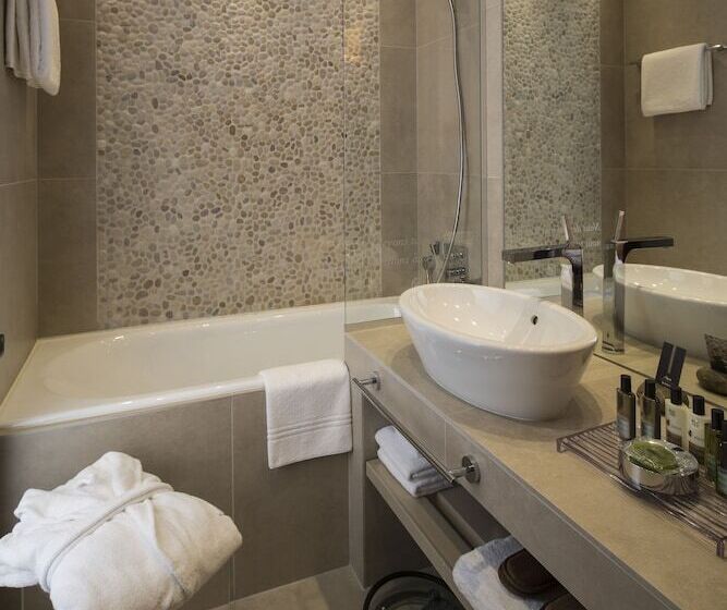 スタンダードルーム, Ermitage