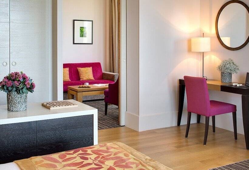 Suite with lake view, Ermitage