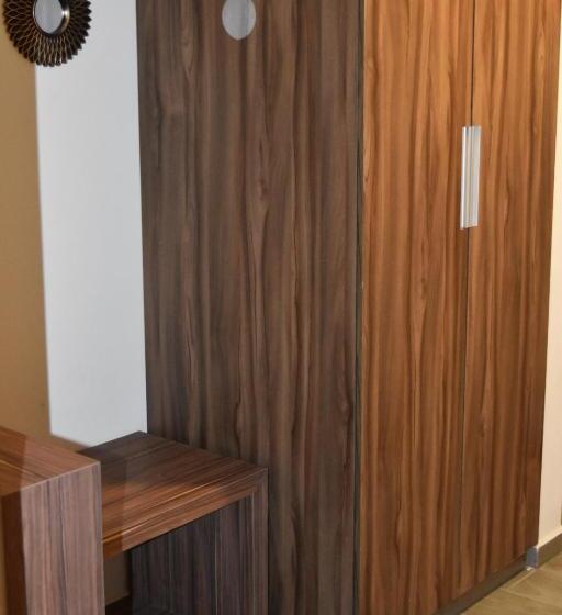 ジュニアスイート, Estanza Hotel & Suites