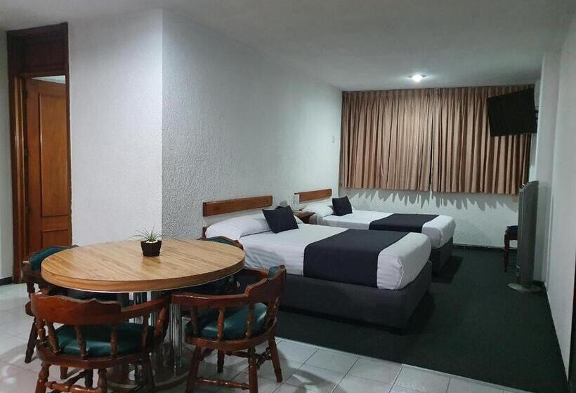 סוויטת ג'וניור, Estanza Hotel & Suites