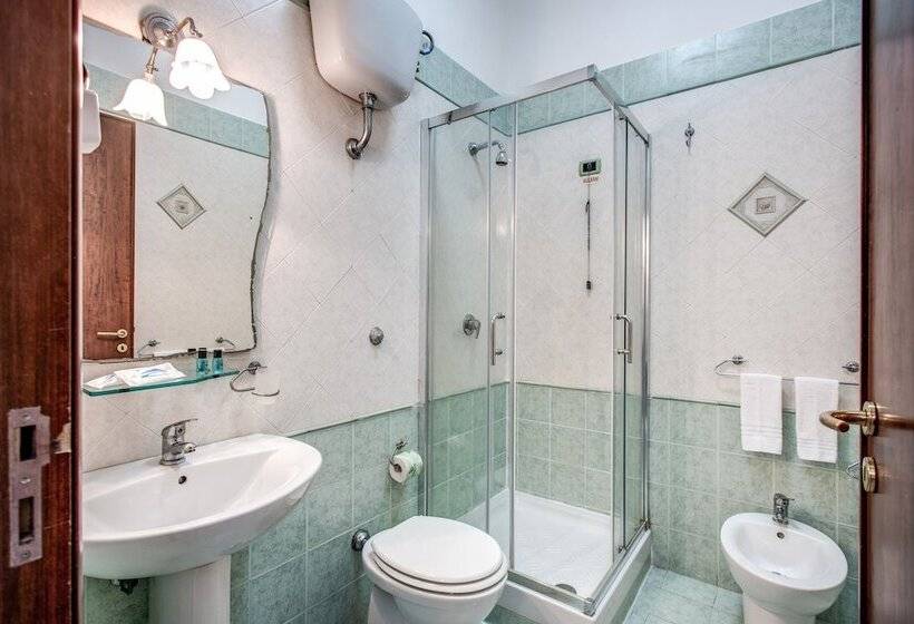 חדר סטנדרט, Garibaldi