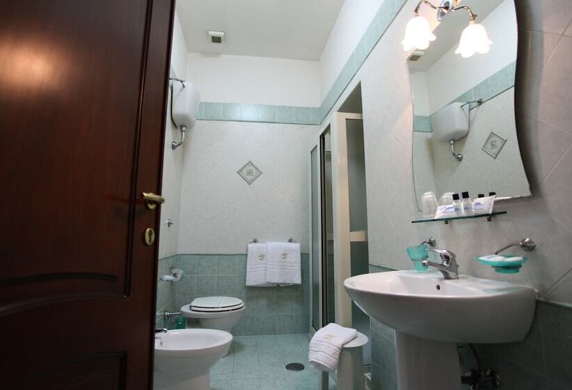 חדר סטנדרט, Garibaldi