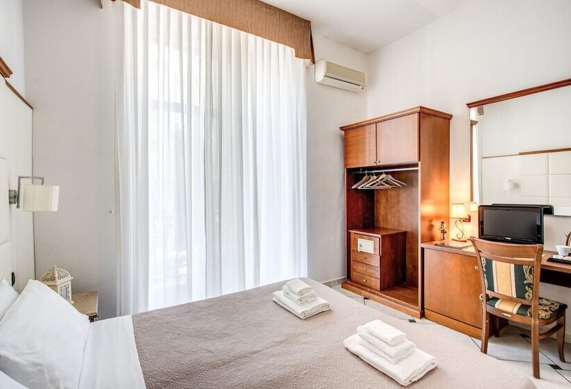 חדר משפחתי, Garibaldi