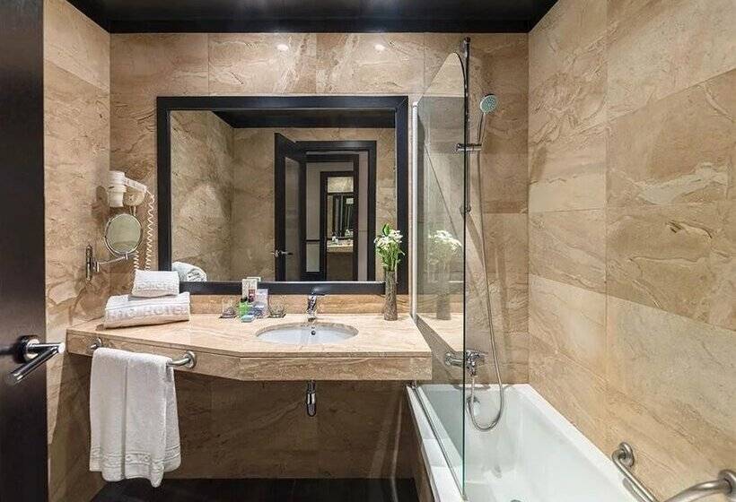 Номер Классический Вид на Город, H10 Marina Barcelona