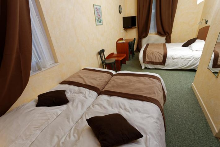 Четырехместный Номер Стандарт, Logis Hôtel Bel Horizon