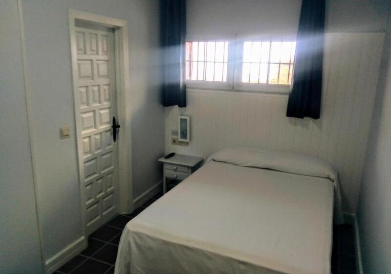 חדר סטנדרט, Montesol Arttyco