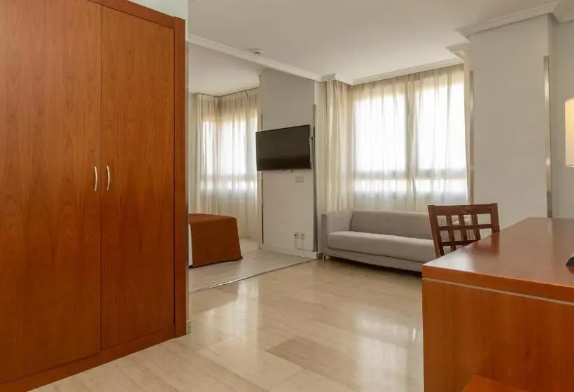 غرفة سوبيريور مطلة على المدينة, Porcel Torre Garden