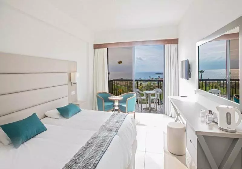 اتاق استاندارد, Ramada By Wyndham Frankfurt Central Station